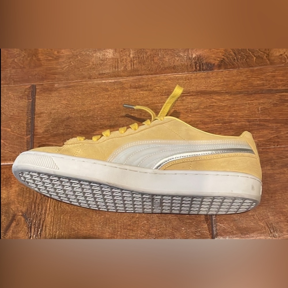 Puma Suede Triplex Haribo Mens US 10.5 EUR 44 Yellow Sneakers Shoes with Box - Picture 9 of 16
